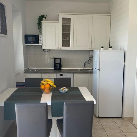 Kuca Za Odmor Denona Apartment Borovici Bagian luar foto