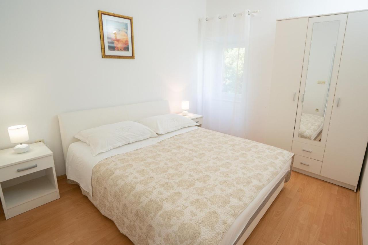Kuca Za Odmor Denona Apartment Borovici Bagian luar foto