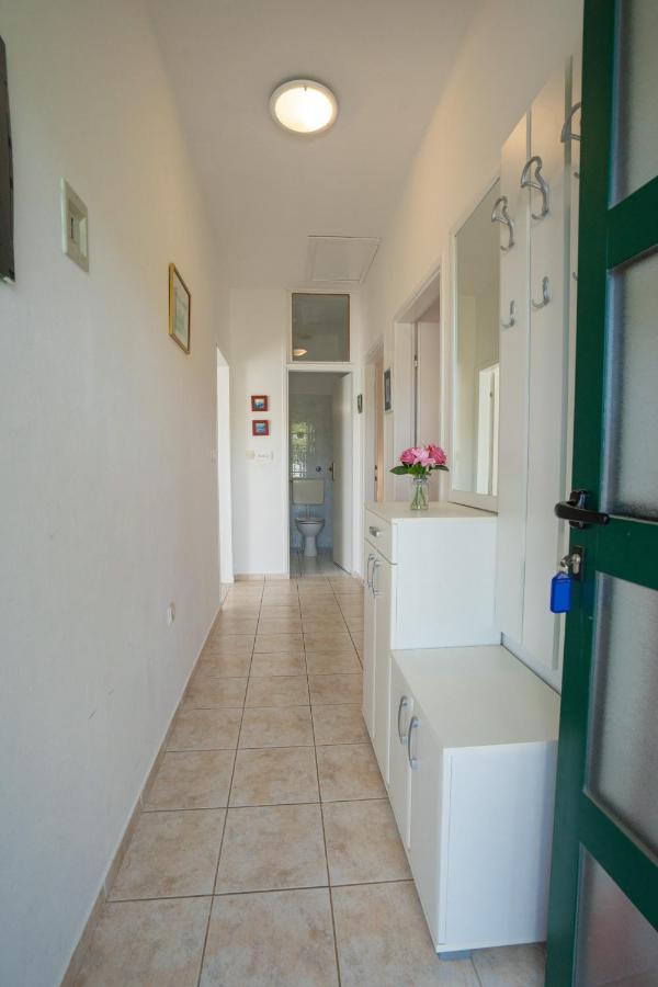Kuca Za Odmor Denona Apartment Borovici Bagian luar foto